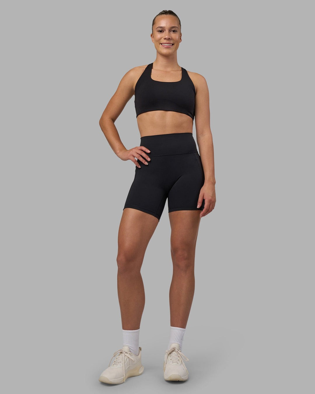 1/0984/3195/9410/files/SHORT_CONTOUR_BLACK_06