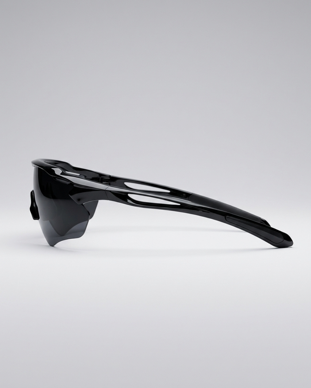 Rundr Aura sunglasses all black side